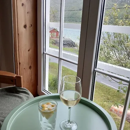 Lofotenhaus Direkt Am アパート